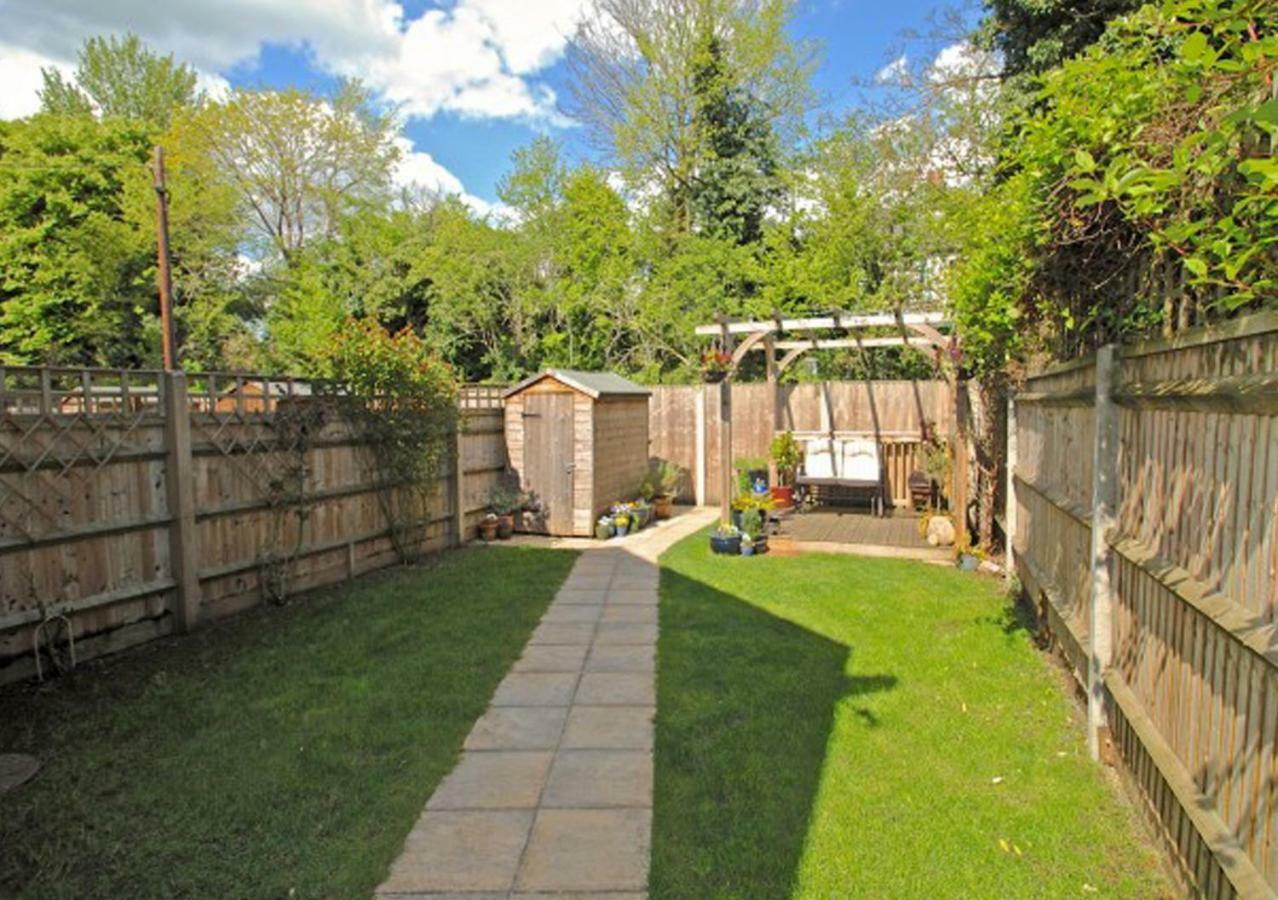 D&E Homestay Wallingford Bagian luar foto