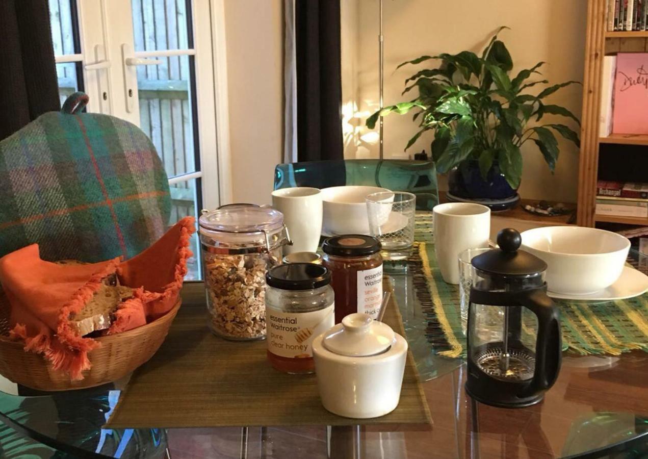 D&E Homestay Wallingford Bagian luar foto